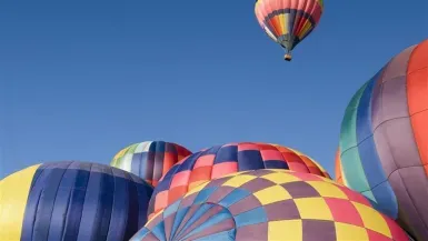 Record supply amid Iran turmoil shows weight of demand for bonds