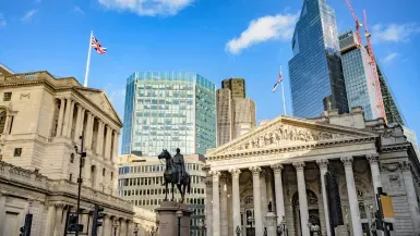 Is number of UK savers a problem for the Bank of England?