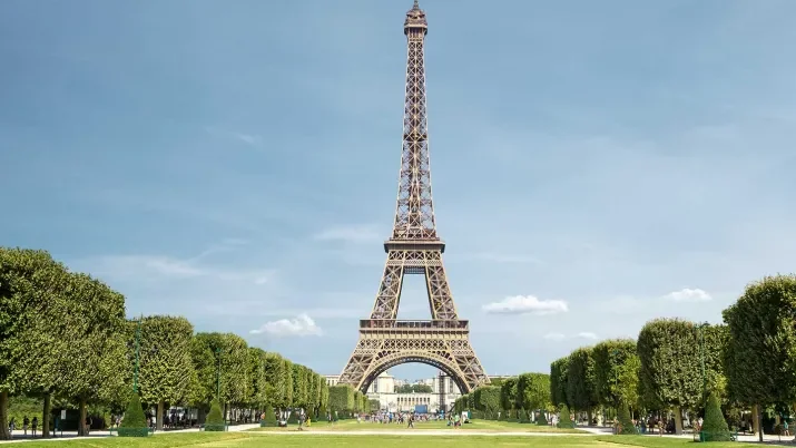 2023-09-01_US-Brand_paris_teaser.jpg